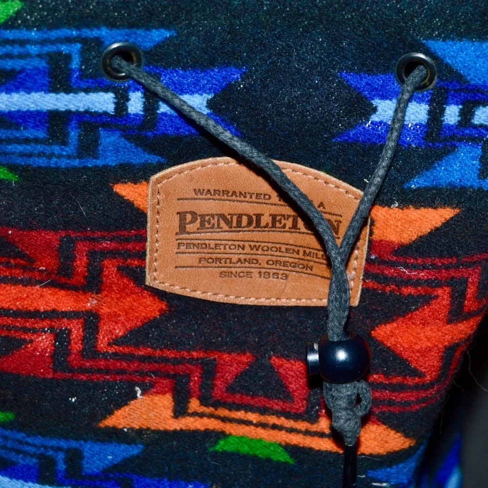 Drawstring backpack - Picture 2 of 3